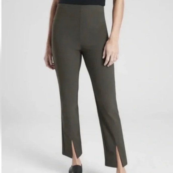 Athleta Pants - Athleta Wander Slim Straight Crop Pant Gray Size 6
